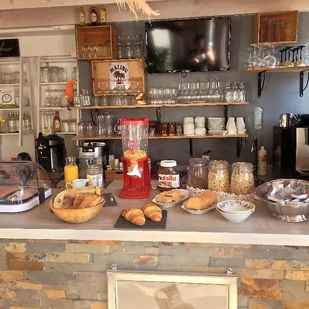 & D'hotes La Lorraine Nocleg ze śniadaniem Folkling